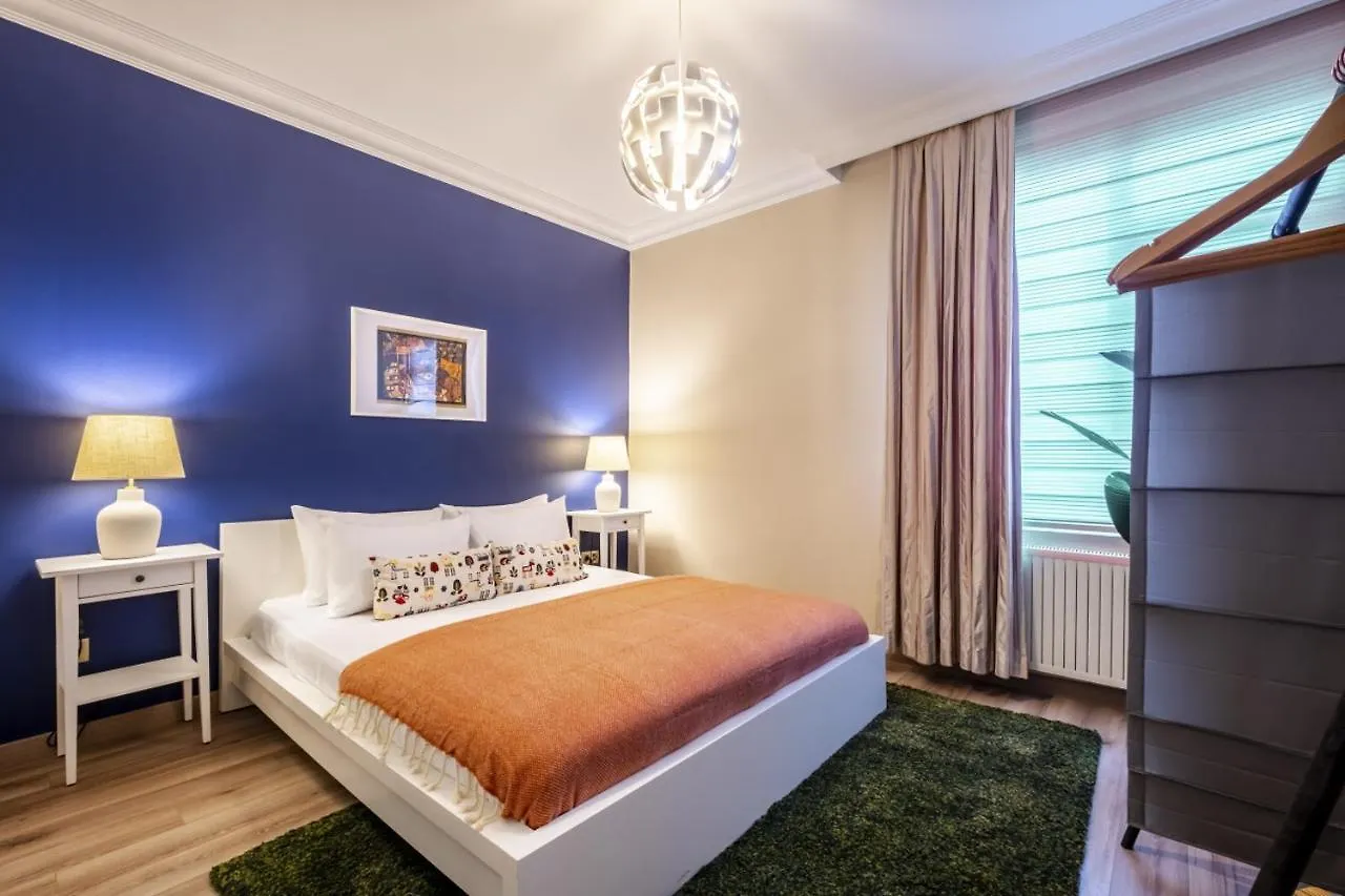 公寓 伊斯坦布尔Captivating Flat With Balcony Near Besiktas Pier公寓